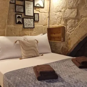 12 -16 , Pacifiku Scicluna Apartament Birgu